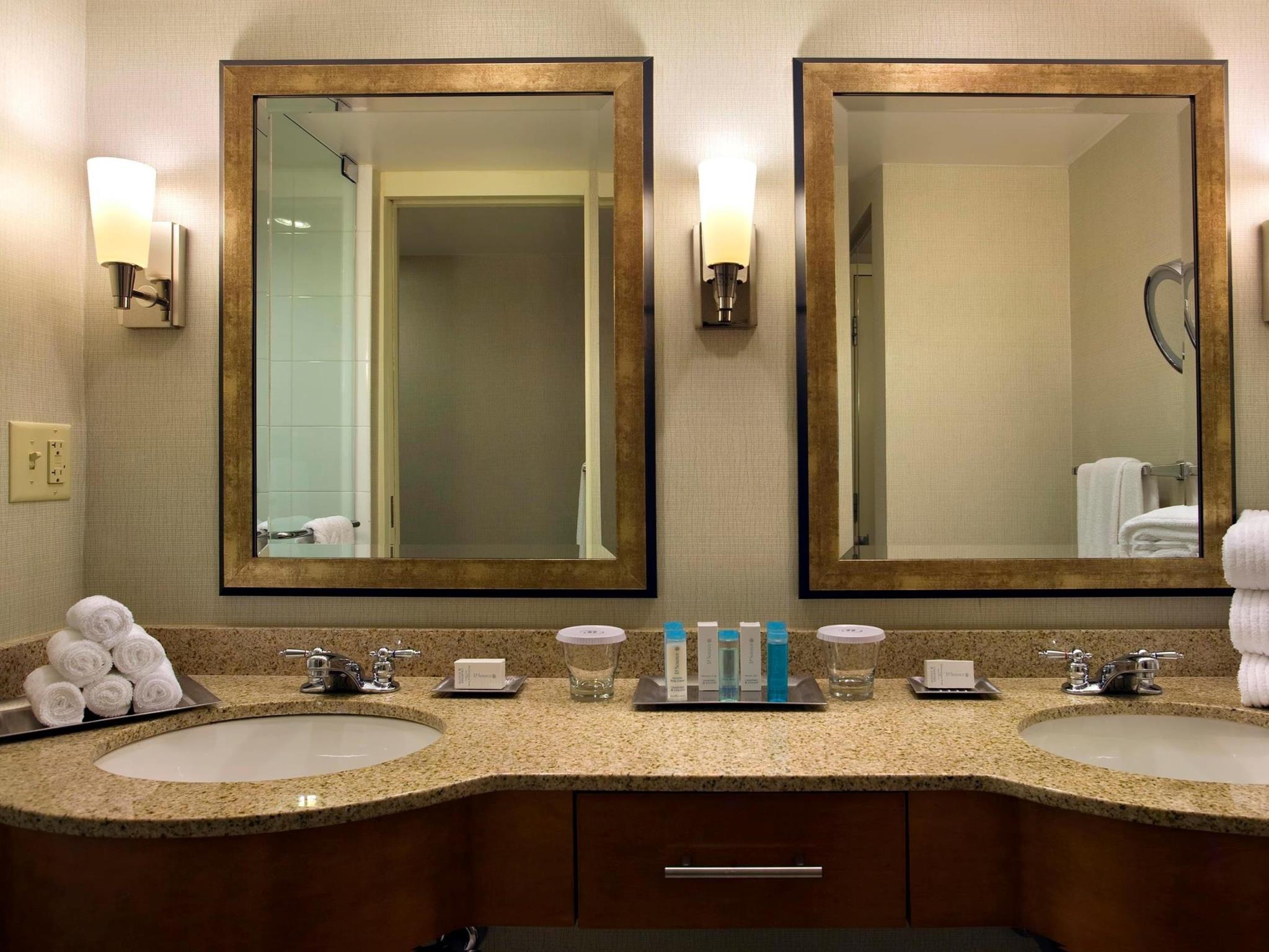 Doubletree By Hilton Hartford Downtown Hotel Eksteriør billede