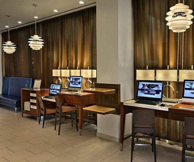Doubletree By Hilton Hartford Downtown Hotel Eksteriør billede